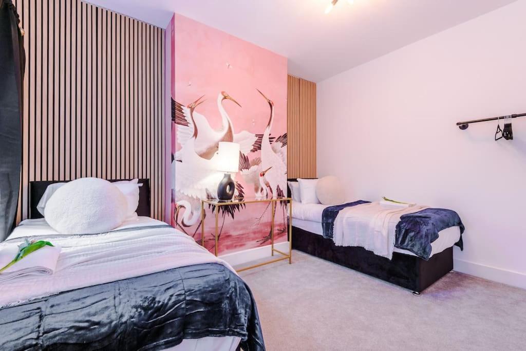 Villa 5 Bed Salford Sanctuary Retreat à Manchester Extérieur photo